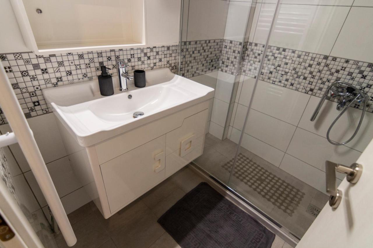 Luxury Apartment 10' From The Center! Atenas Exterior foto